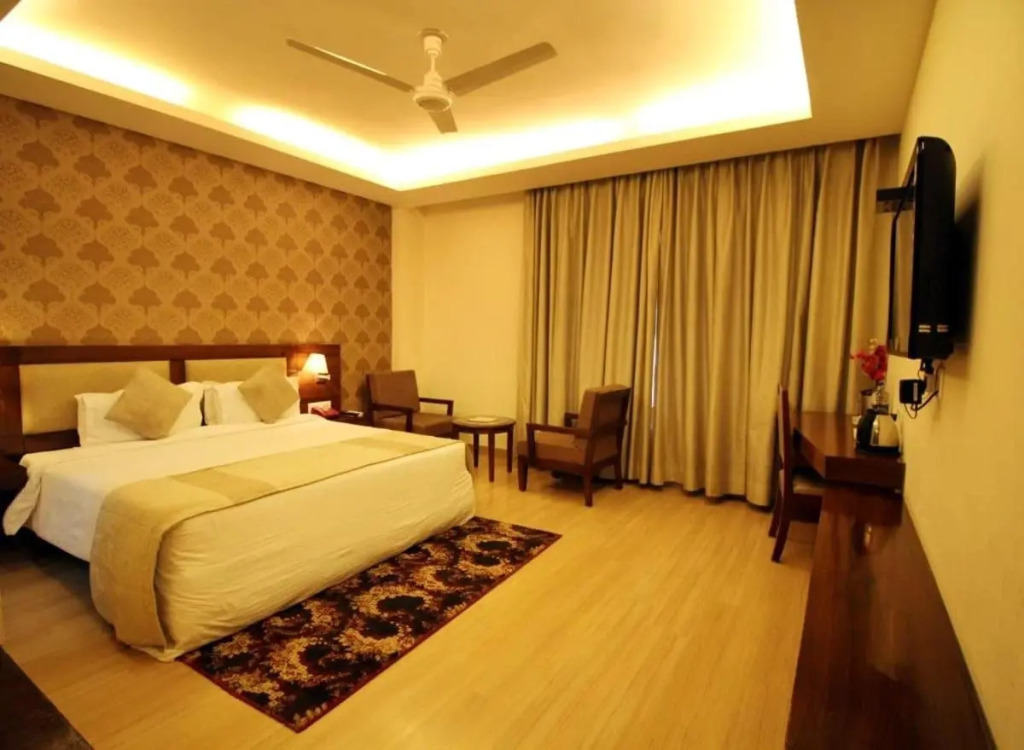 Hotel Forest Avenue - Best Luxury Hotel in Dehradun