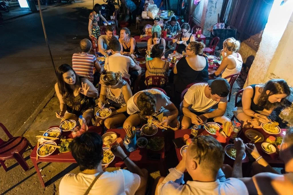 Tribee Kinh Hostel & Bar