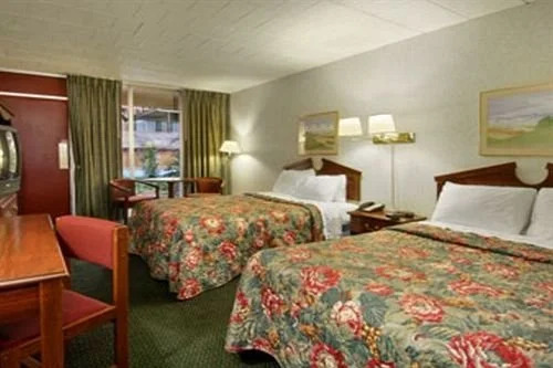 丹维尔会议中心戴斯旅馆(Days Inn Danville Conference Center)