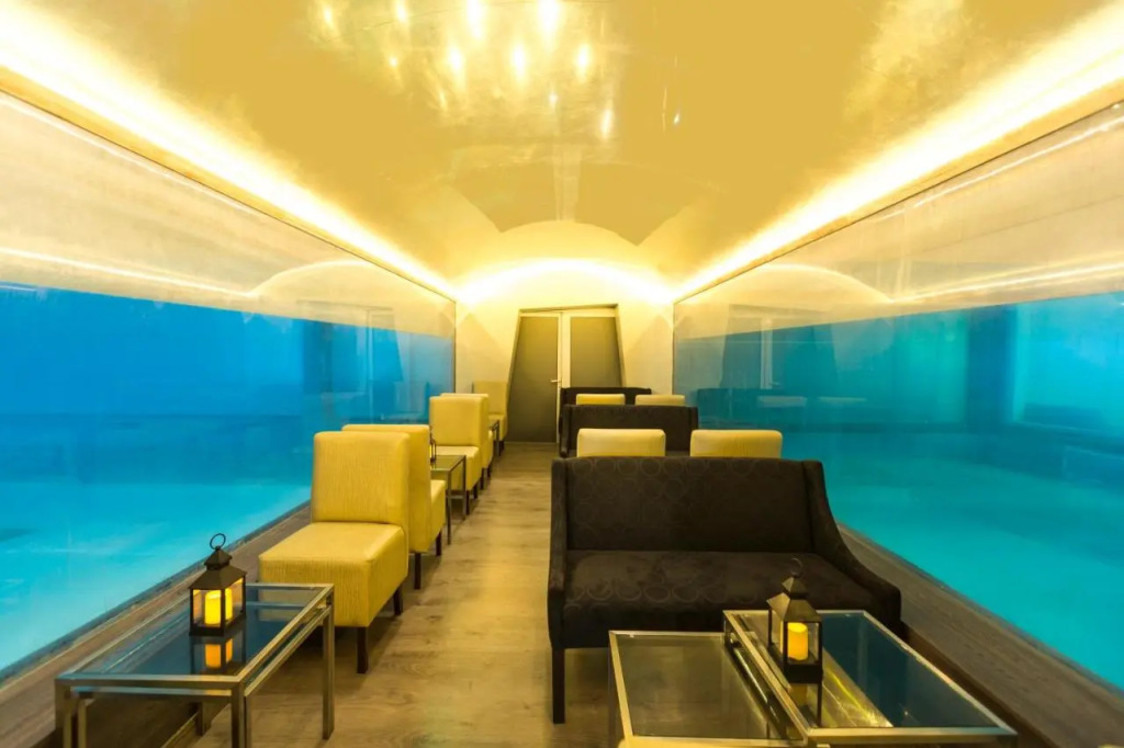 Delfines Hotel & Convention Center