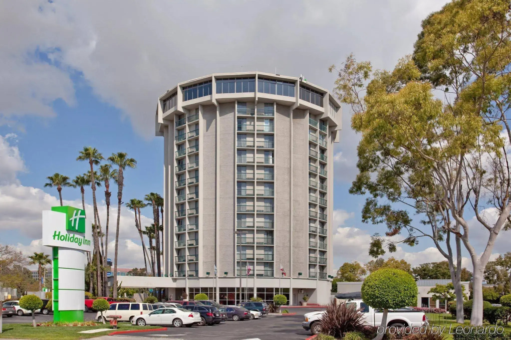 Holiday Inn Long Beach - Airport by IHG