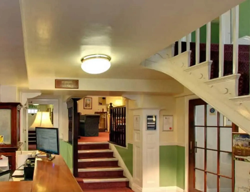 Angel Hotel