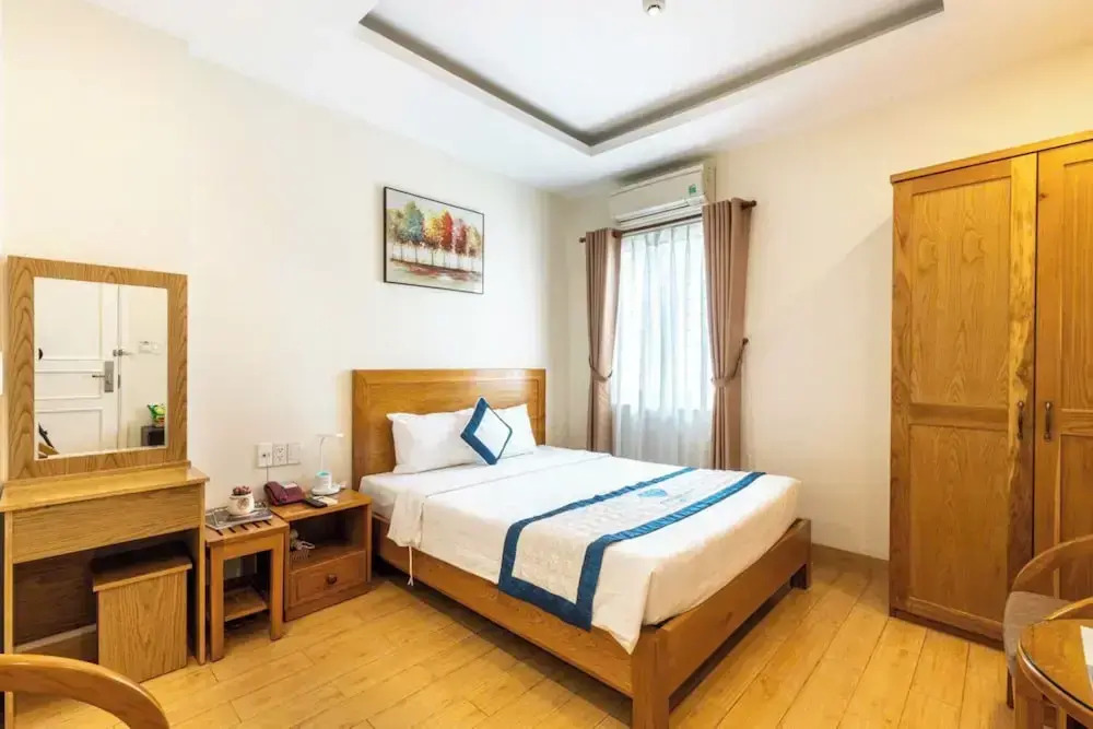 Blue Diamond Airport Hotel