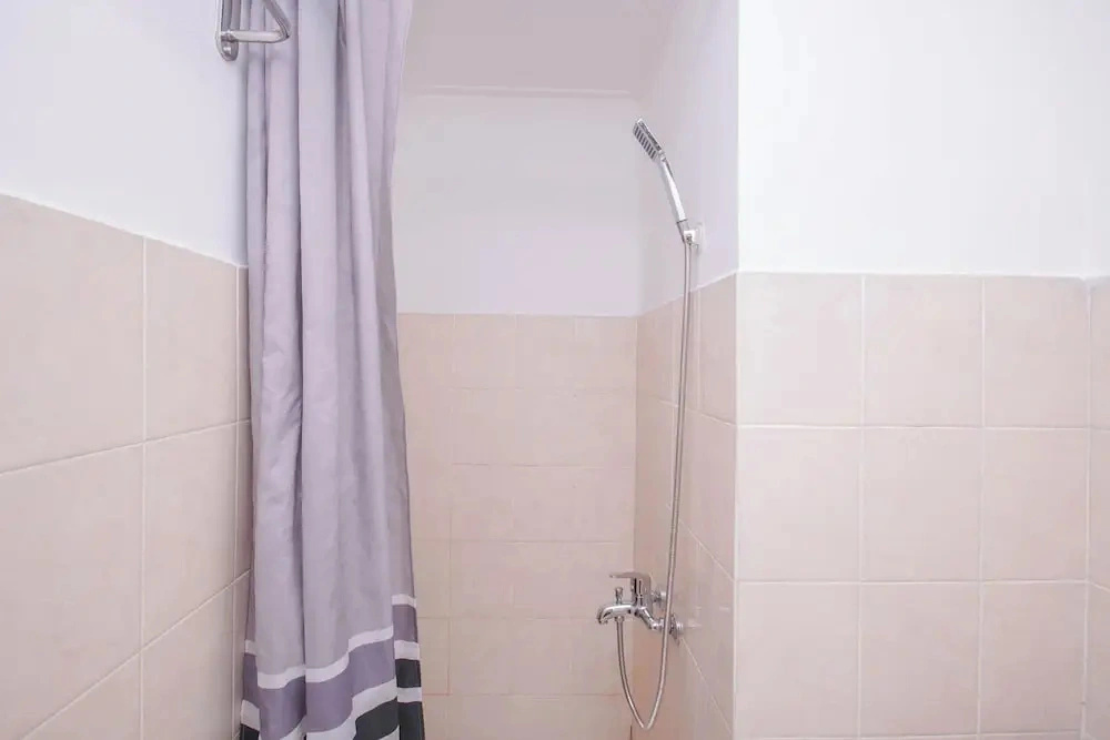 Comfortable And Homey 2Br At Apartment Green Bay Pluit