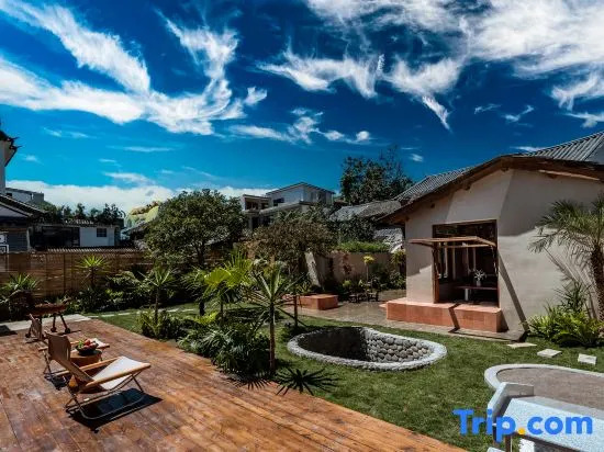 Liu · Seaview Resort Courtyard (Erhai Ecological Corridor Store)