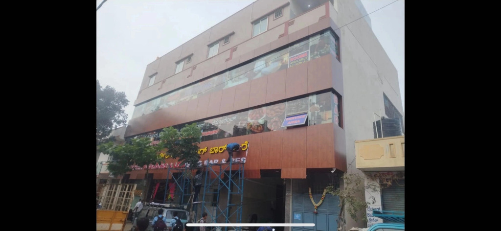 Super Hotel O Jodi Sri Muneshwara Swamy Temple