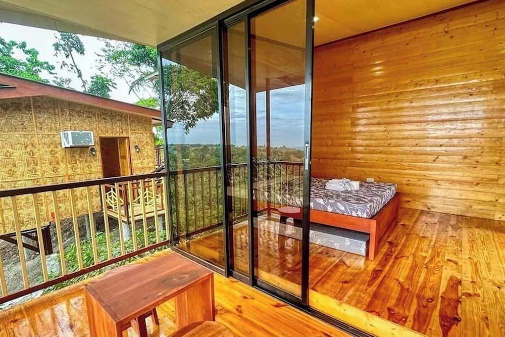 Amaya View