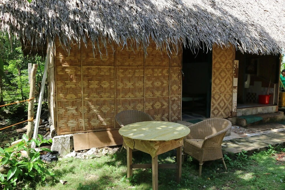 Henry's Hostel