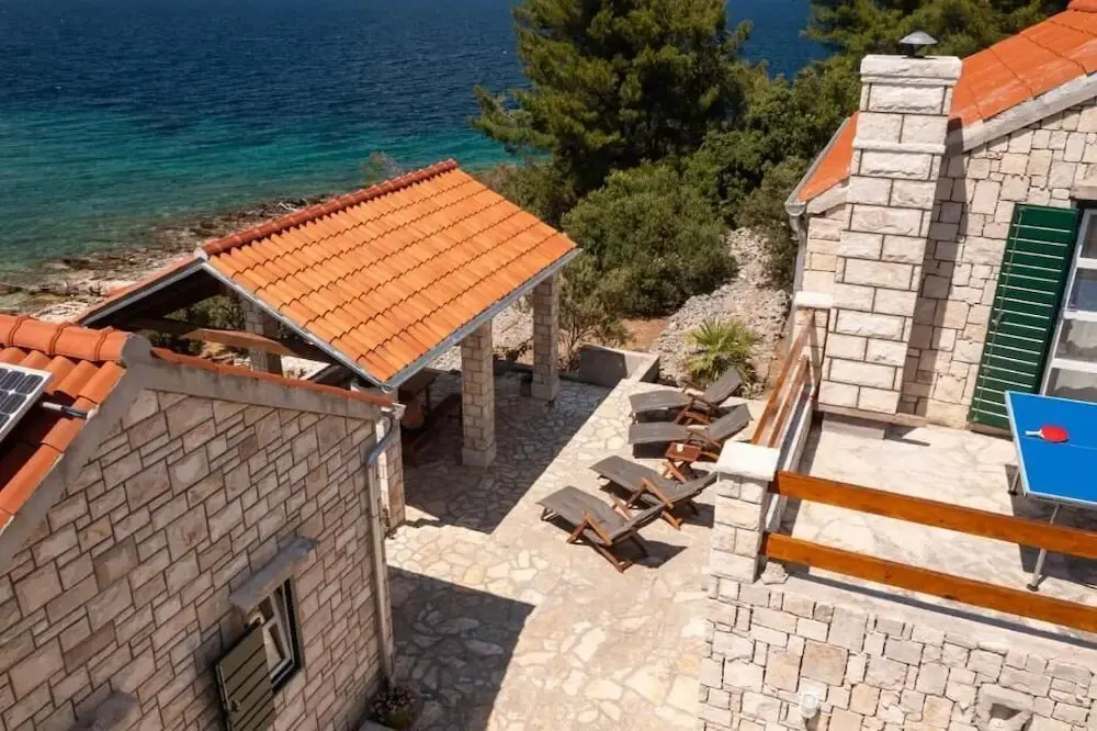 Villa Insula by Belmont Realty
