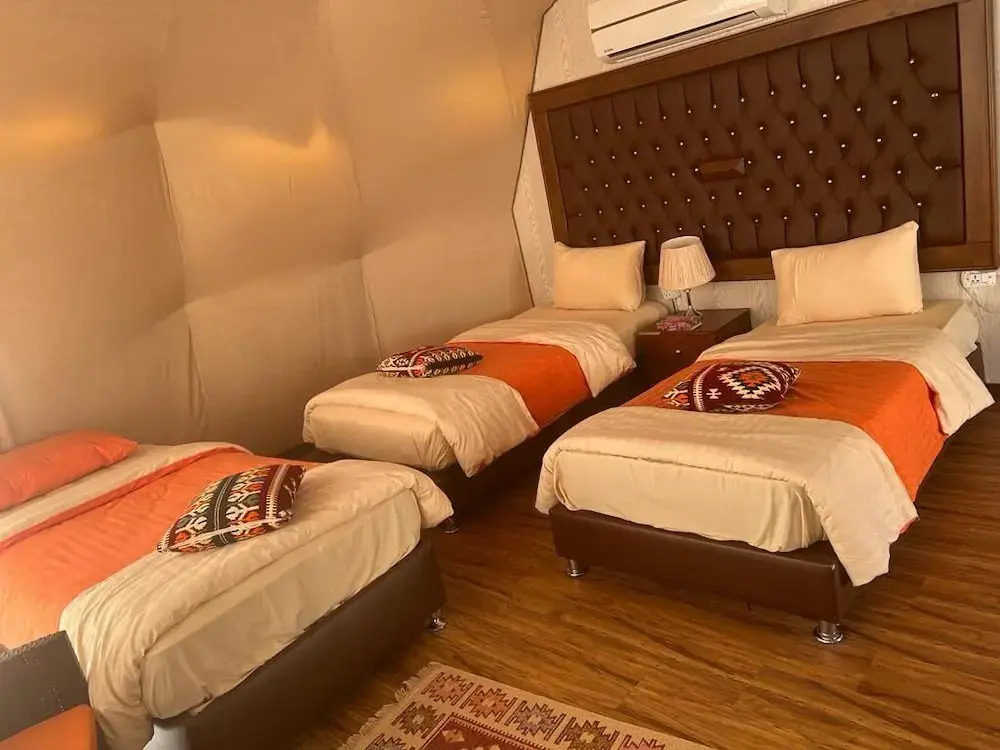 Sharah Luxury Camp