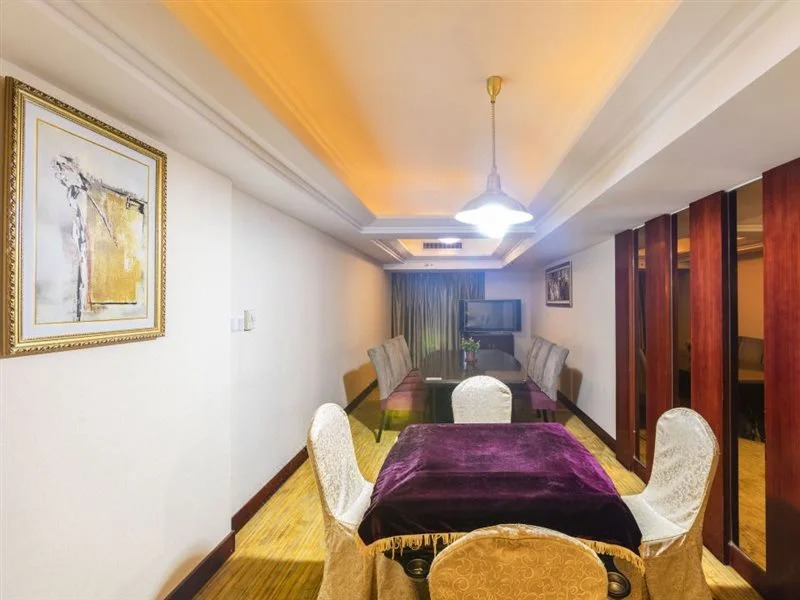 Vienna International Hotel (Dongguan Changping Tian'ehu Road)