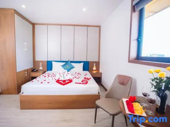 Crystal Holiday Ha Long Hotel