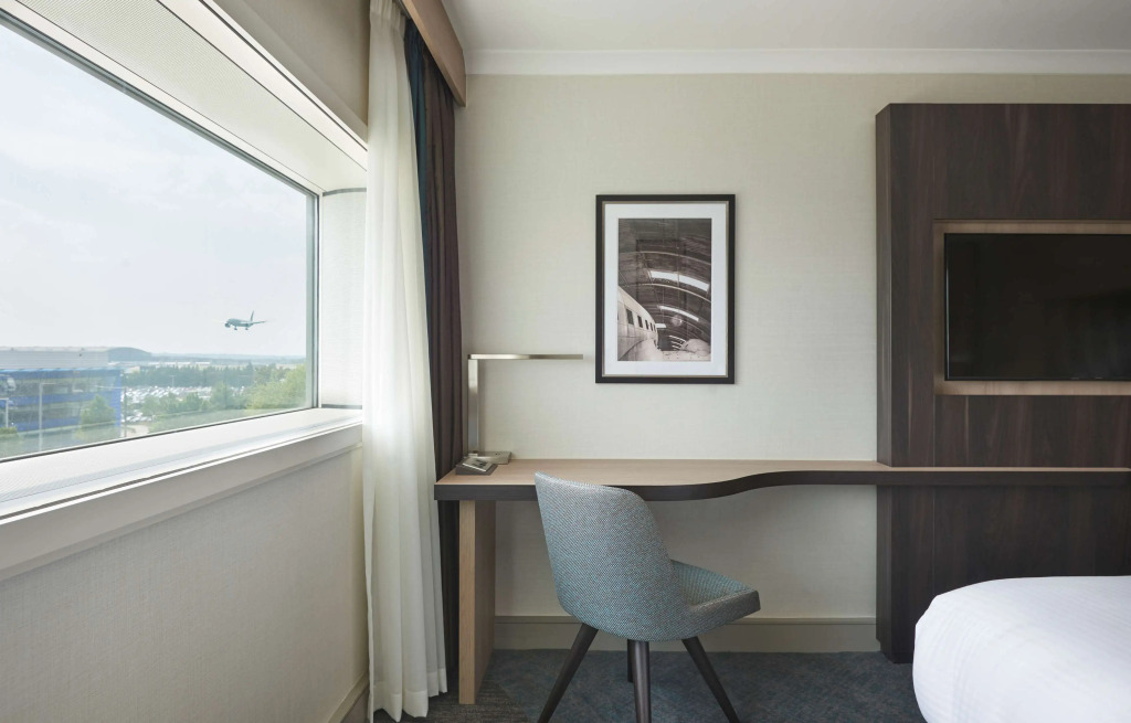 Hyatt Place London Heathrow Airport