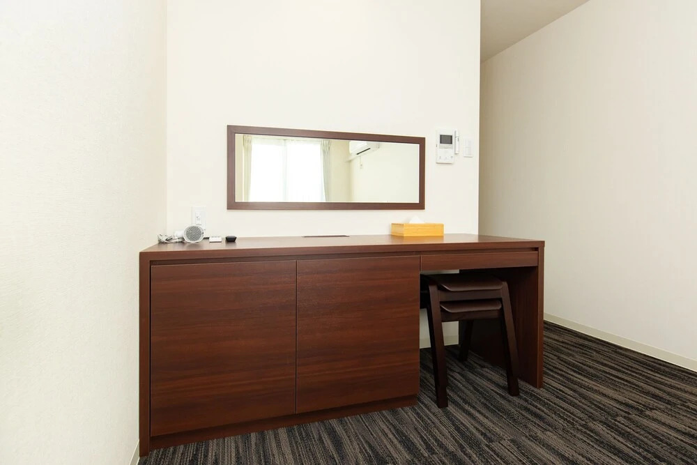 HOME INN KUJO KAWARAMACHI