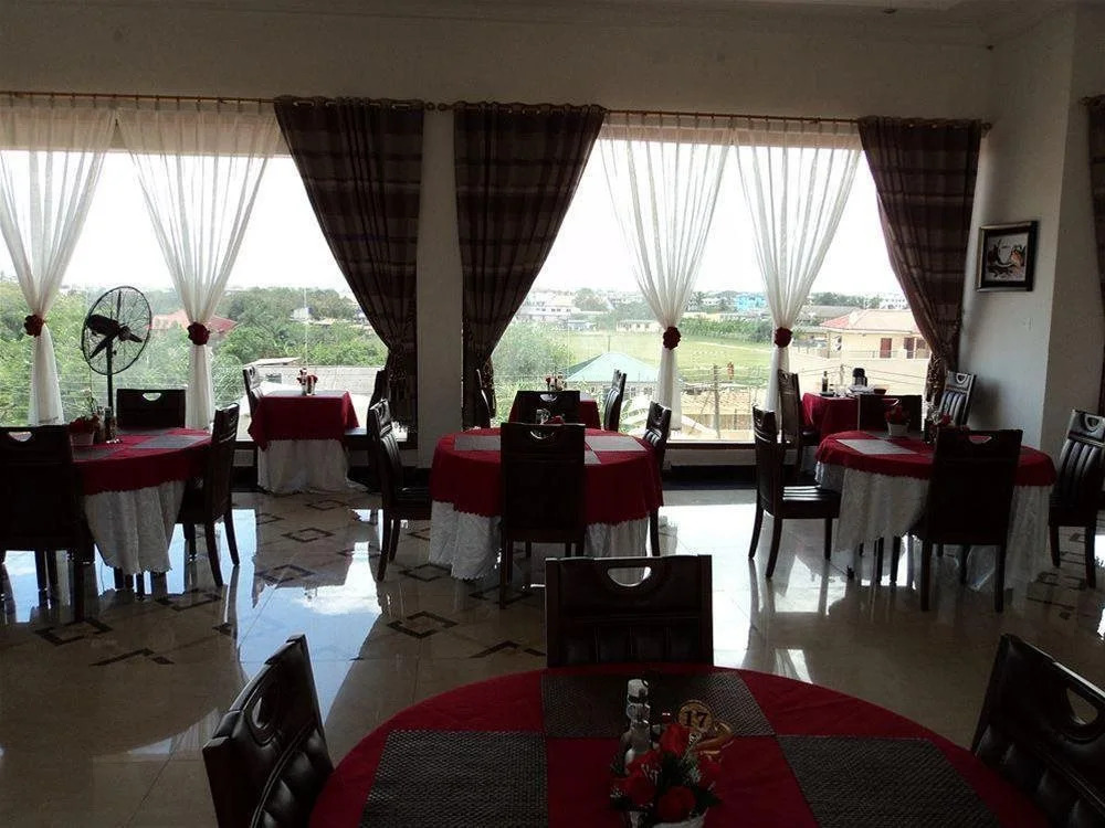 Grand Favor Hotel
