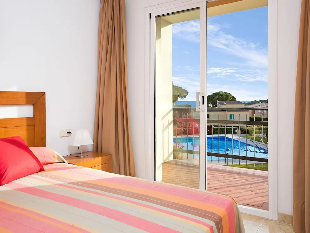Cozy Apartment in Calella de Palafrugell With Swimming Pool