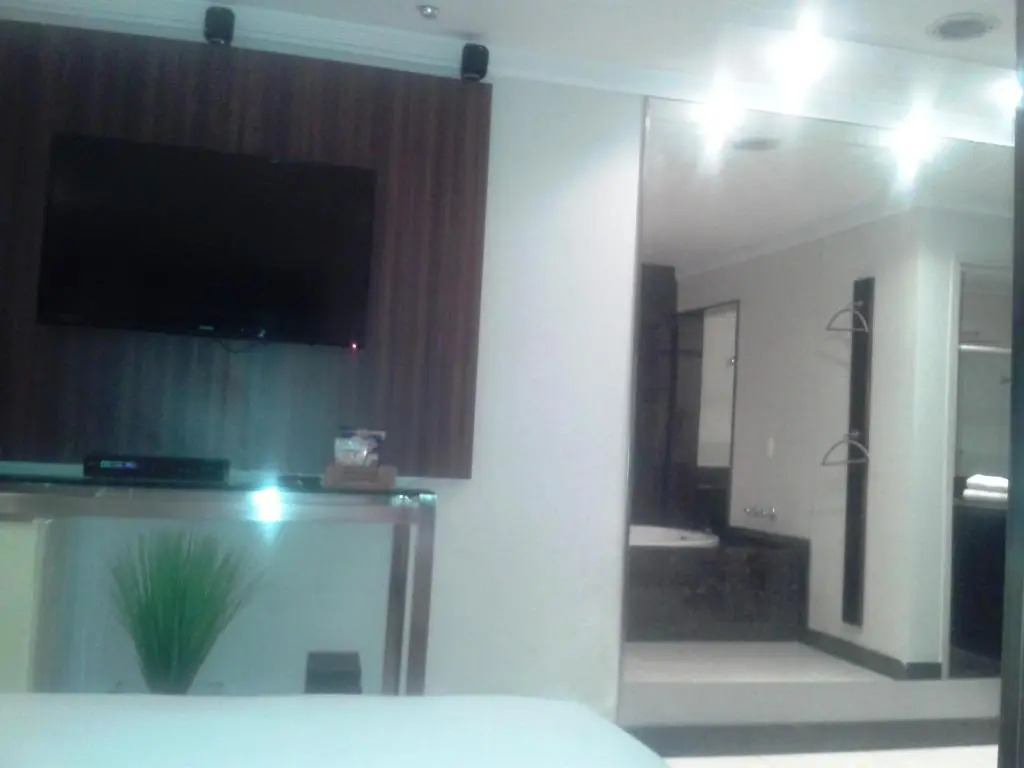 Toulouse Motel
