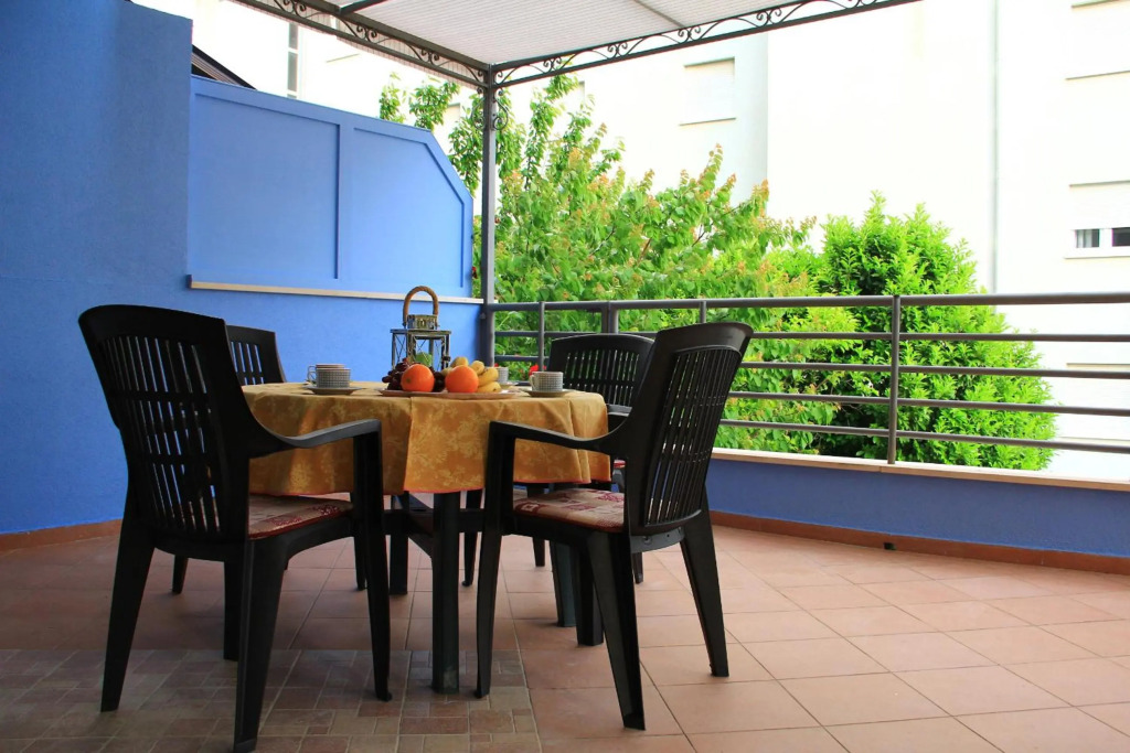 Beachside Apartments Znjan