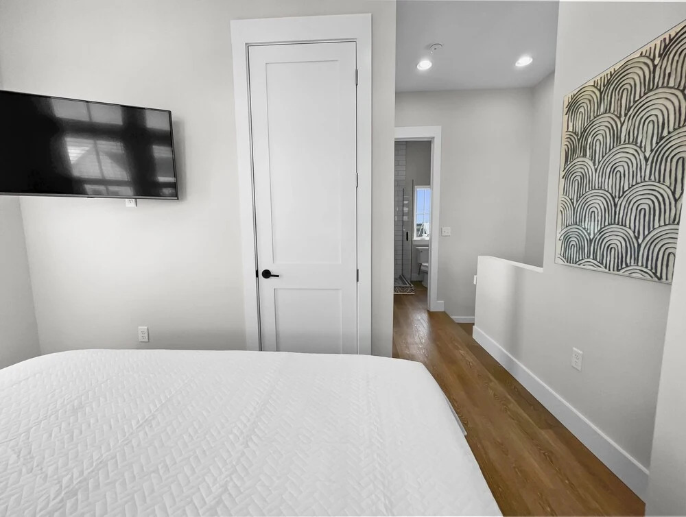 Blue Mountain Retreat 2 Bedroom Home by Redawning