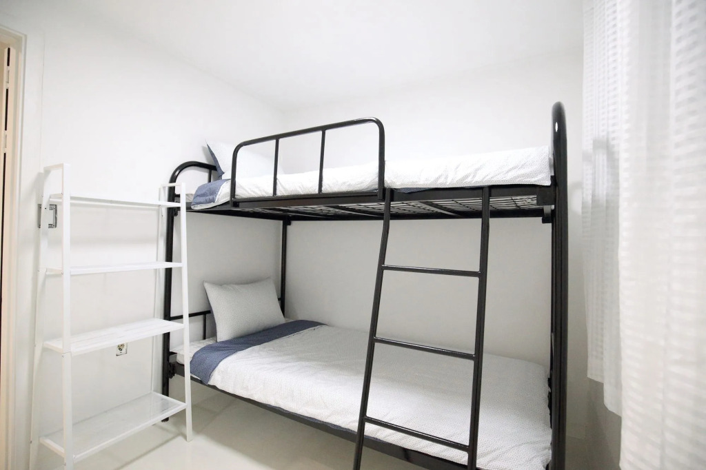 Zibro S Guesthouse