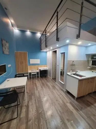 Economy Rooms and Apartments
