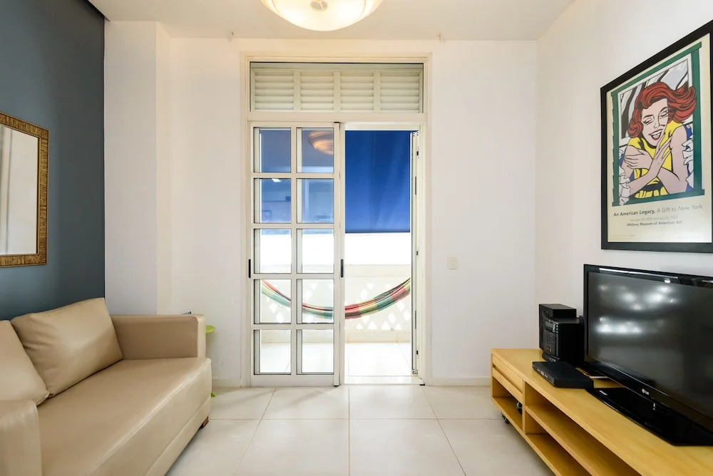 Omar do Rio - Apartamento SB808
