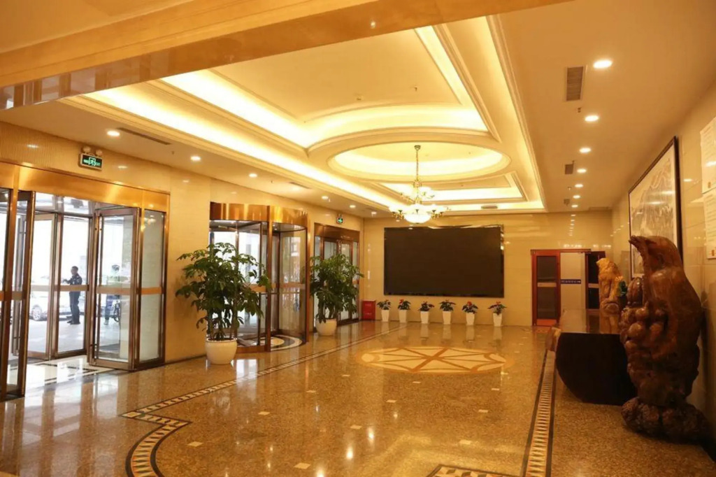 Vienna Hotel (Hebei Street Sun City, Qinhuangdao)