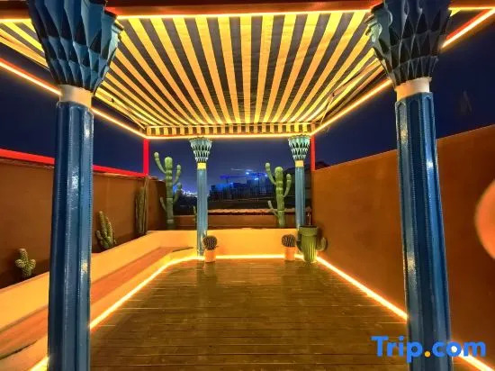 Jiangyun Hotel(The ancient city of Kashgar Scenic Area and the Grand Bazaar Store)