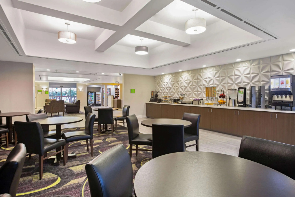 La Quinta by Wyndham Visalia/Sequoia Gateway