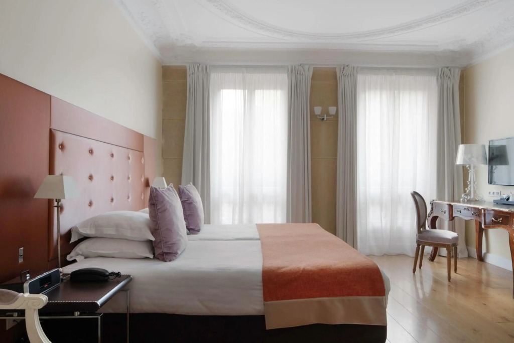 Le 123 Elysees - Astotel