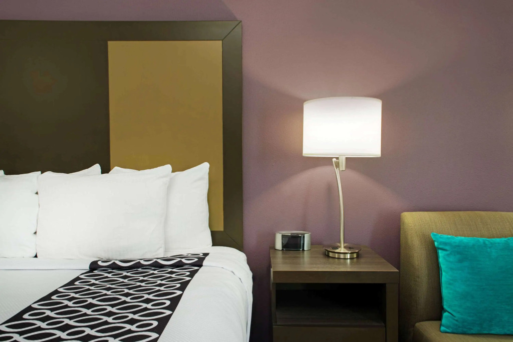La Quinta by Wyndham Lake Charles - Westlake