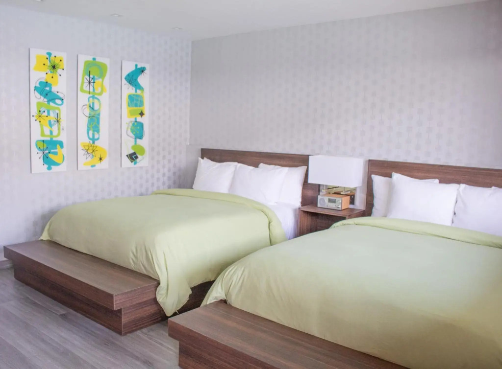 The Skylark, a Palm Springs Hotel