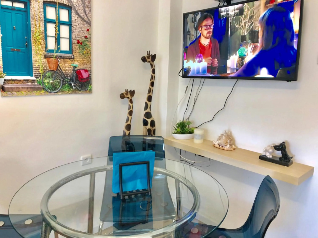 2 Bedrooms Apartment " Marcheliz " in Bat-yam