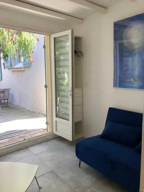 studio avec terrasse et jardin à 3 minutes à pied de la plage