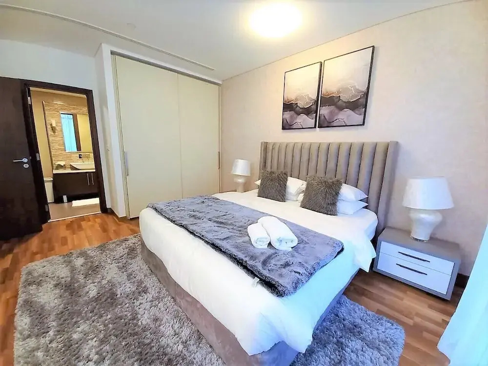 Stunning 2bedroom in Burj Daman Difc