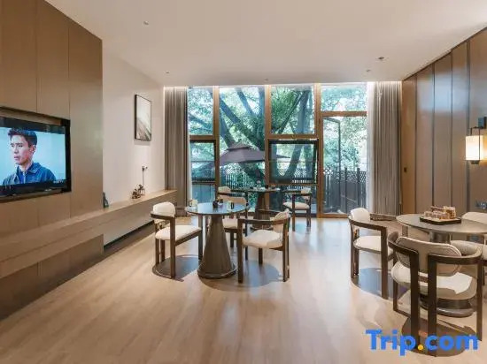 Luzhou Xiangzhang Bieyuan Hotel