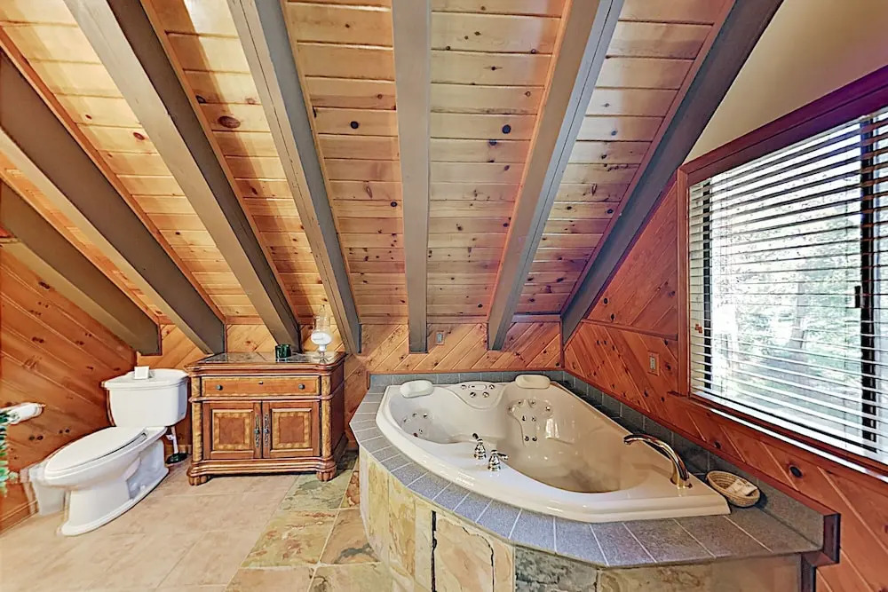 Incline Chalet Near Skiing, Hiking, Casino, and Restaurants home