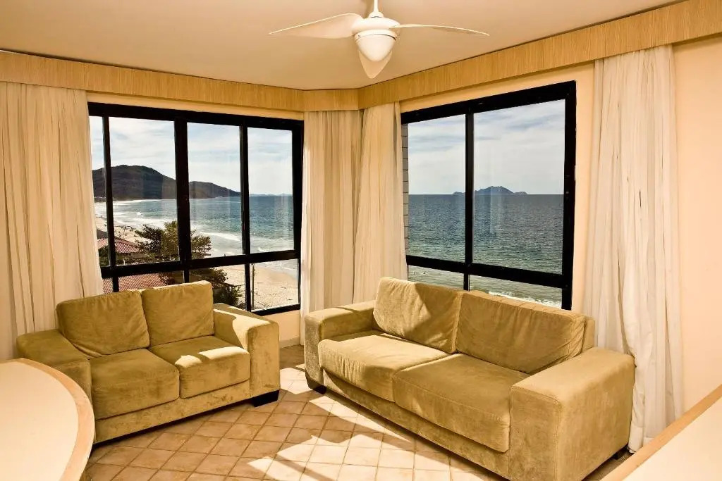 Ingleses Praia Hotel