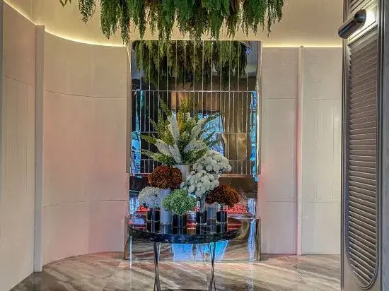 HuaMan Hotel
