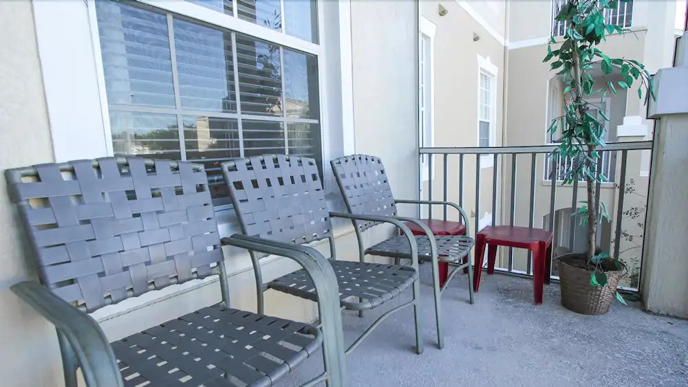 2300 Butterfly Palm Way 204