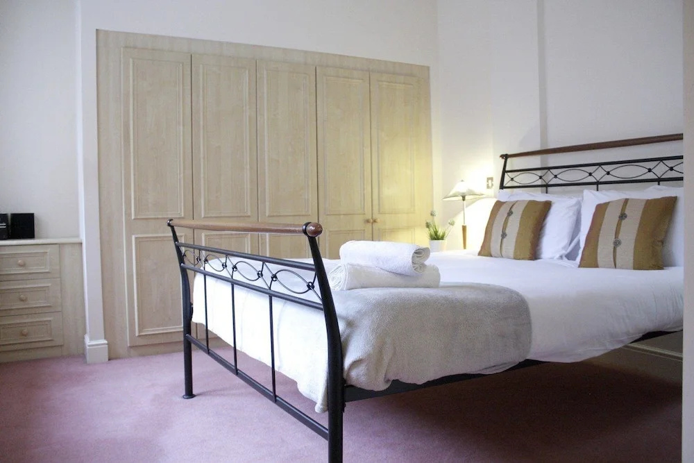 Urban Stay Astral House Apartments