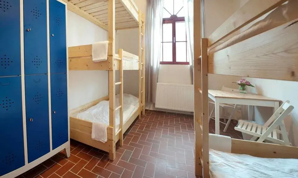 Subraum Hostel
