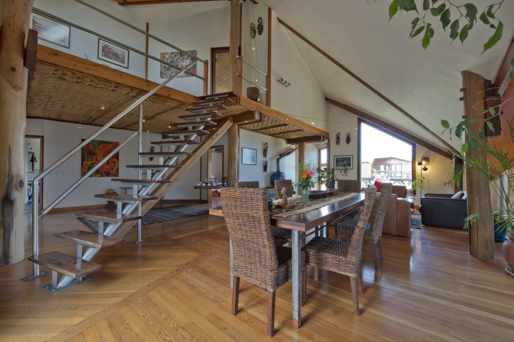 Stiltz Guest House