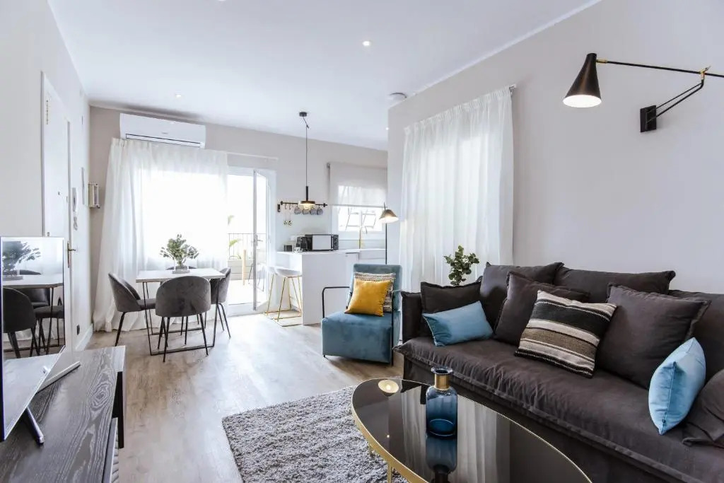 Central Penthouse with Terrace Placa Catalunya III