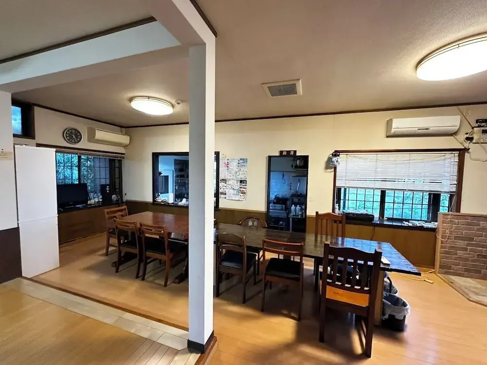 Asobiya House Iki