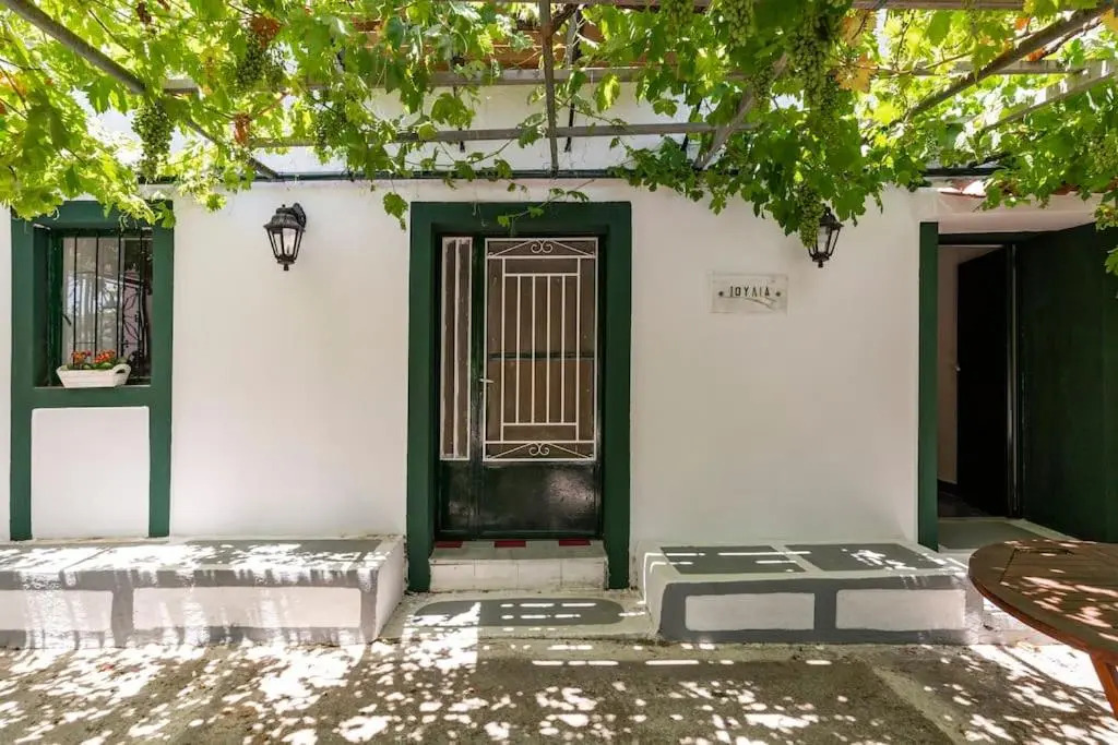 The Olive yard house in Koroni