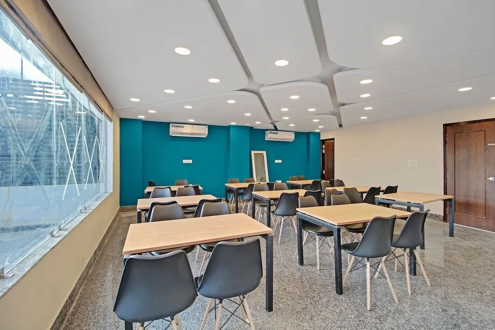 SilverKey Executive Stays 44787 Raja Park 1