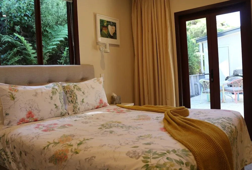 Coromandel Views Bed and Breakfast