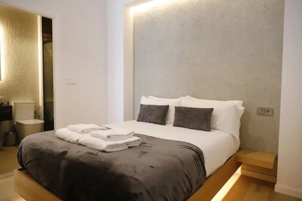 MEDINA HOMES PUENTE ROMANO