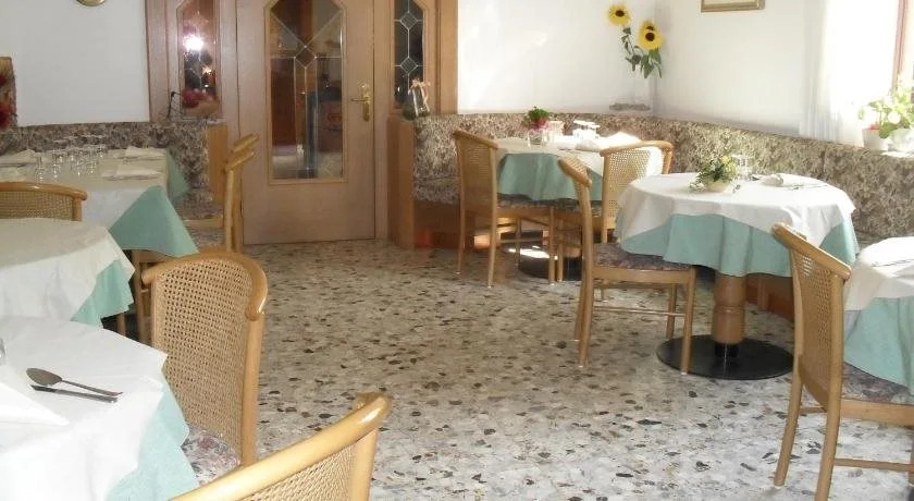 Hotel Cadria
